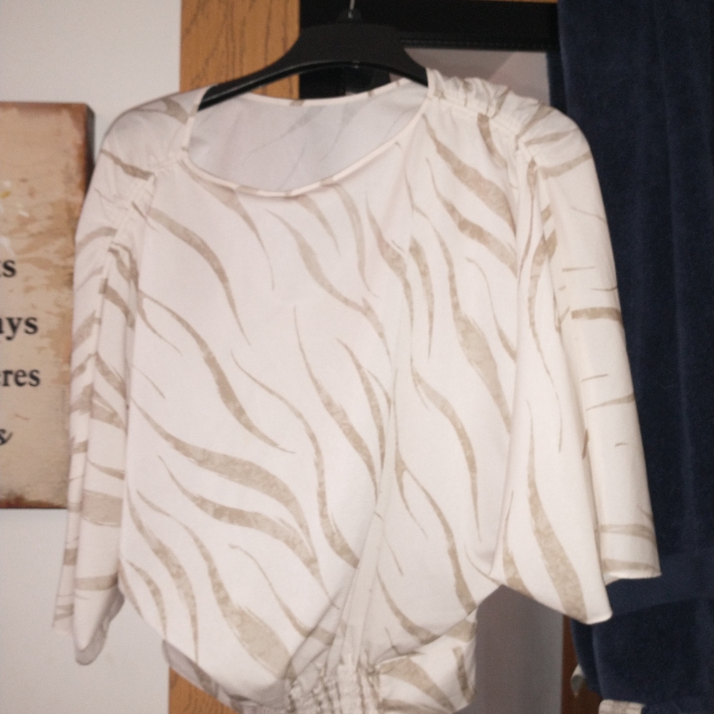 Blouse - Picture 2 of 2